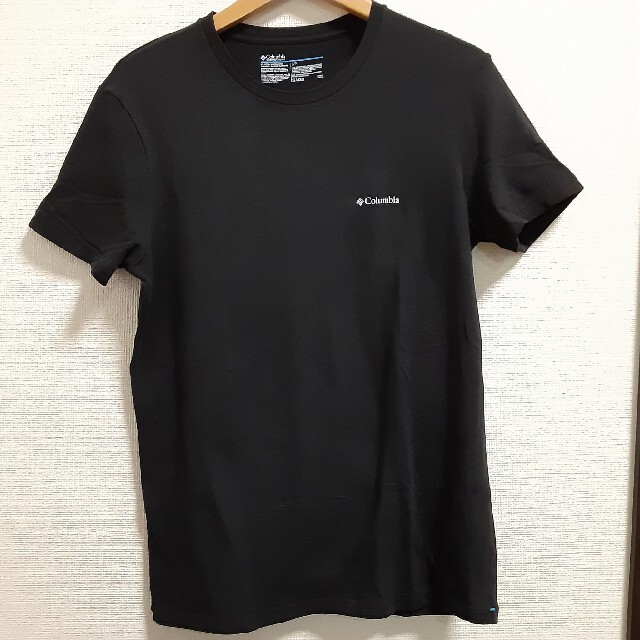 Columbia(コロンビア)の✨人気✨　Columbia(コロンビア)　ブラックTシャツ メンズのトップス(Tシャツ/カットソー(半袖/袖なし))の商品写真