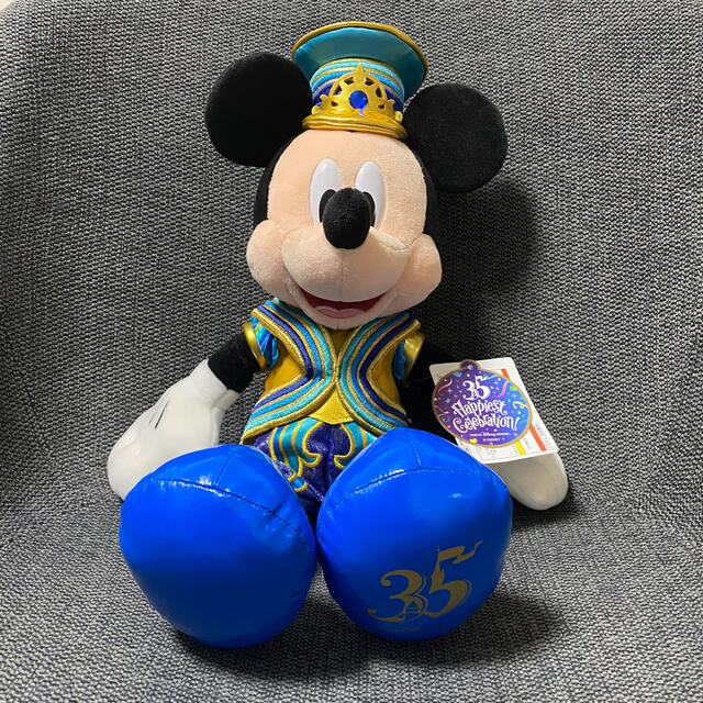 Disney(ディズニー)のミッキーミニー　35周年限定　ぬいぐるみ エンタメ/ホビーのおもちゃ/ぬいぐるみ(キャラクターグッズ)の商品写真