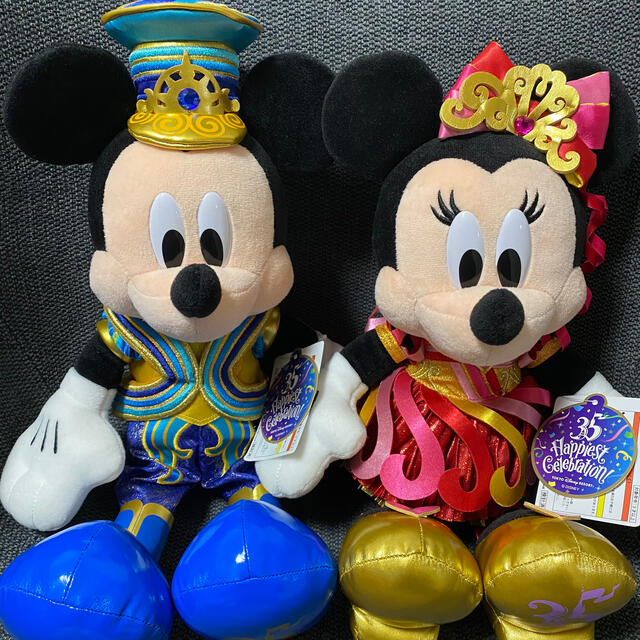 Disney(ディズニー)のミッキーミニー　35周年限定　ぬいぐるみ エンタメ/ホビーのおもちゃ/ぬいぐるみ(キャラクターグッズ)の商品写真