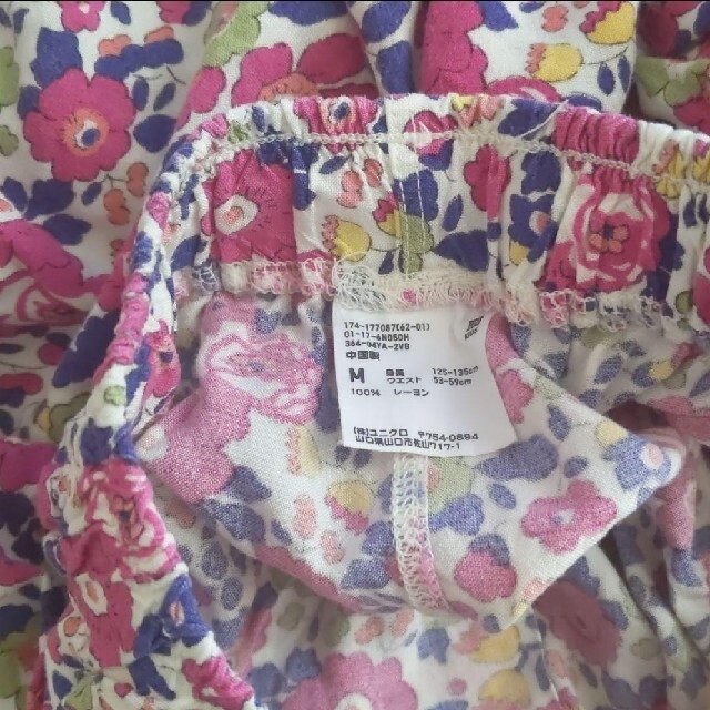 UNIQLO(ユニクロ)のユニクロ　ショートパンツ キッズ/ベビー/マタニティのキッズ服女の子用(90cm~)(Tシャツ/カットソー)の商品写真