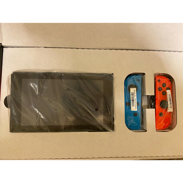 Nintendo Switch(ニンテンドースイッチ)の任天堂Switch 旧型 エンタメ/ホビーのゲームソフト/ゲーム機本体(家庭用ゲーム機本体)の商品写真