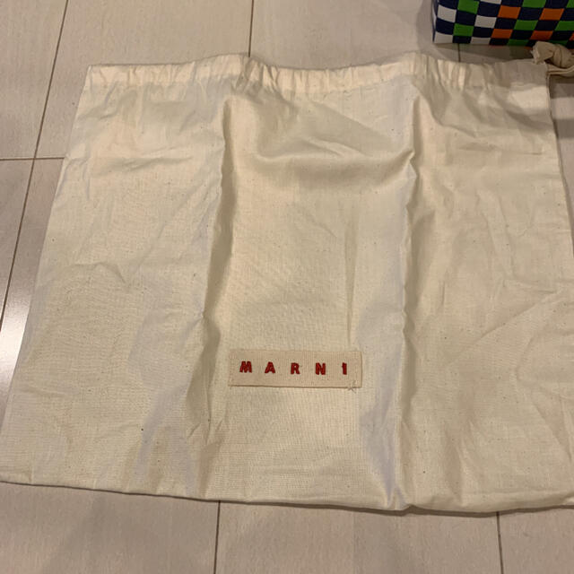 Marni(マルニ)のマルニ　キッズ　マイクロ　バスケット　バッグ レディースのバッグ(ハンドバッグ)の商品写真