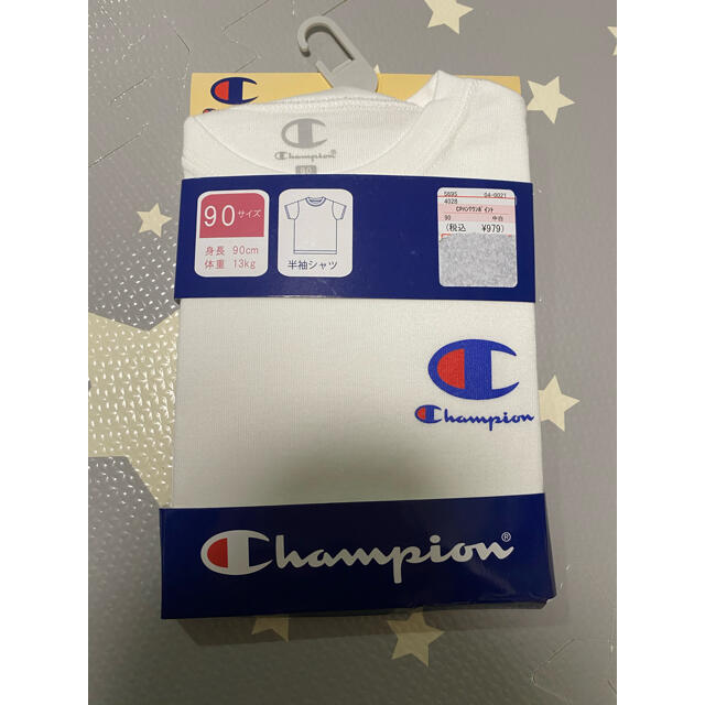 Champion(チャンピオン)のChampion 90サイズ　半袖 キッズ/ベビー/マタニティのキッズ服男の子用(90cm~)(Tシャツ/カットソー)の商品写真