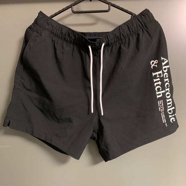 Abercrombie&Fitch(アバクロンビーアンドフィッチ)のabercrombie&fitch ショートパンツ　ブラック メンズのパンツ(ショートパンツ)の商品写真