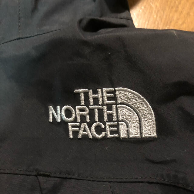 THE NORTH FACE(ザノースフェイス)のノースフェイス　キッズ　マウンテンパーカー　140 キッズ/ベビー/マタニティのキッズ/ベビー/マタニティ その他(その他)の商品写真