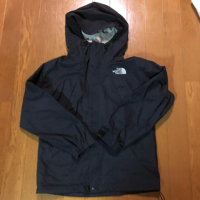 THE NORTH FACE(ザノースフェイス)のノースフェイス　キッズ　マウンテンパーカー　140 キッズ/ベビー/マタニティのキッズ/ベビー/マタニティ その他(その他)の商品写真