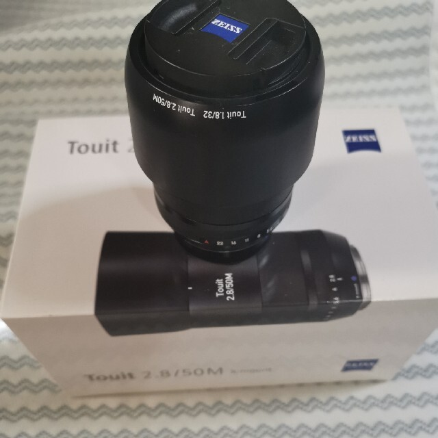 ZEISS TOUIT 50F2.8 M/FX