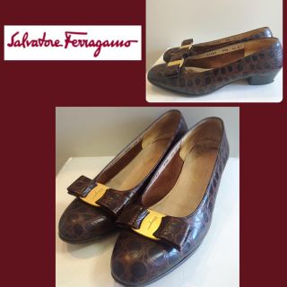 サルヴァトーレフェラガモ(Salvatore Ferragamo)のフェラガモ♡ヴァラ♡クロコダイル  パンプス♡(ハイヒール/パンプス)