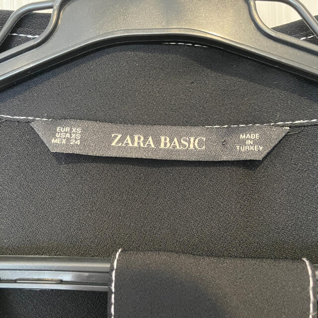 ZARA(ザラ)のZARA コントラストトップステッチ入りワンピース　シャツワンピース　ザラ レディースのワンピース(ひざ丈ワンピース)の商品写真