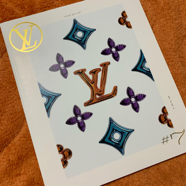 LOUIS VUITTON(ルイヴィトン)の【新品】LV The Book #7 エンタメ/ホビーの雑誌(ファッション)の商品写真