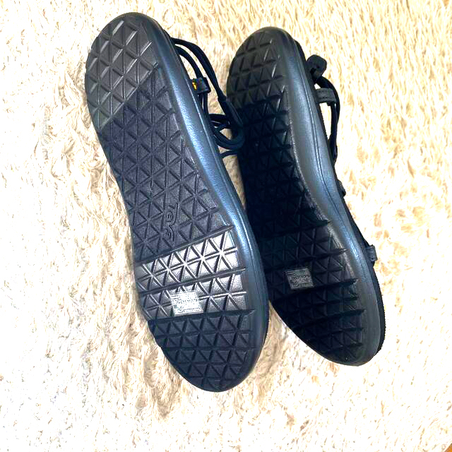 Teva(テバ)のTeva  INFINITY BLACK レディースの靴/シューズ(サンダル)の商品写真