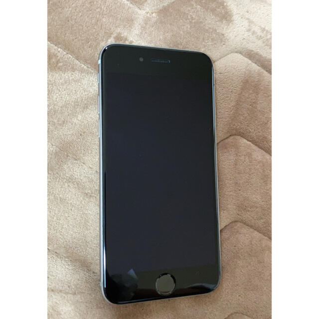 iPhone(アイフォーン)のiPhone 6s 32G シルバー スマホ/家電/カメラのスマートフォン/携帯電話(スマートフォン本体)の商品写真