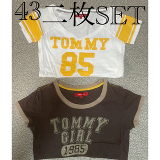 トミーガール(tommy girl)のtommygirl ティシャツ　S ブラウン　白ティーシャツ　二枚SET(Tシャツ(半袖/袖なし))