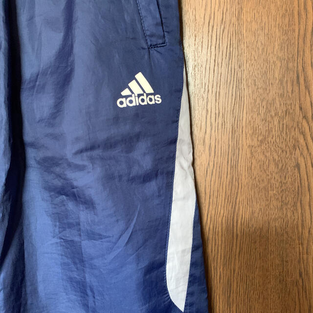 adidas(アディダス)の【美品🇩🇪adidas 】ハーフパンツ ジュニア  150サイズ  ネイビー キッズ/ベビー/マタニティのキッズ服男の子用(90cm~)(パンツ/スパッツ)の商品写真