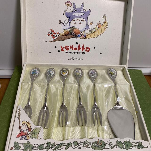 新品未開封 ノリタケ Noritake となりのトトロ ケーキ用 フォーク 5客 新品未開封 ノリタケ Noritake となりのトトロ ケーキ用 フォーク 5客