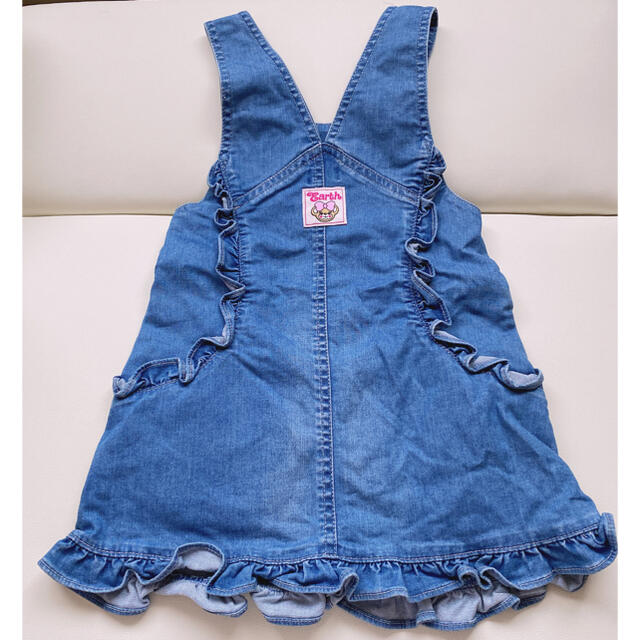 EARTHMAGIC(アースマジック)のアースマジック　ジャンスカ　140 キッズ/ベビー/マタニティのキッズ服女の子用(90cm~)(ワンピース)の商品写真