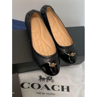 コーチ(COACH)の値下げ！【新品】COACH　コーチ　フラットシューズ　バレエシューズ　黒(バレエシューズ)