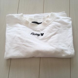 ヘザー(heather)のディズニー ミッキー Tシャツ プチロゴT(ホワイト) ヘザー  (Tシャツ(長袖/七分))