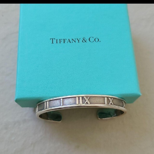 Tiffany & Co.(ティファニー)のティファニー　バングル　アトラス レディースのアクセサリー(ブレスレット/バングル)の商品写真