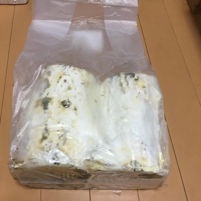 爆産植菌カワラ材Ｌ／Ｍサイズ2本入り2袋 その他のペット用品(虫類)の商品写真