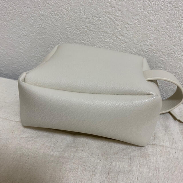 TODAYFUL(トゥデイフル)のtodayful square mini pouch レディースのファッション小物(ポーチ)の商品写真