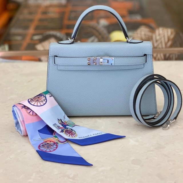 クーポン利用で1000円OFF HERMES ツイリー 精巧な馬車 エルメス