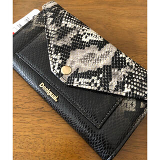 デシグアル(DESIGUAL)の『専用』デシグアルの長財布(未使用品)黒(財布)