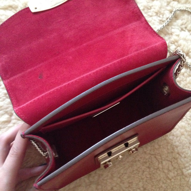 Furla(フルラ)のフルラ メトロポリス レディな赤 レディースのバッグ(ショルダーバッグ)の商品写真