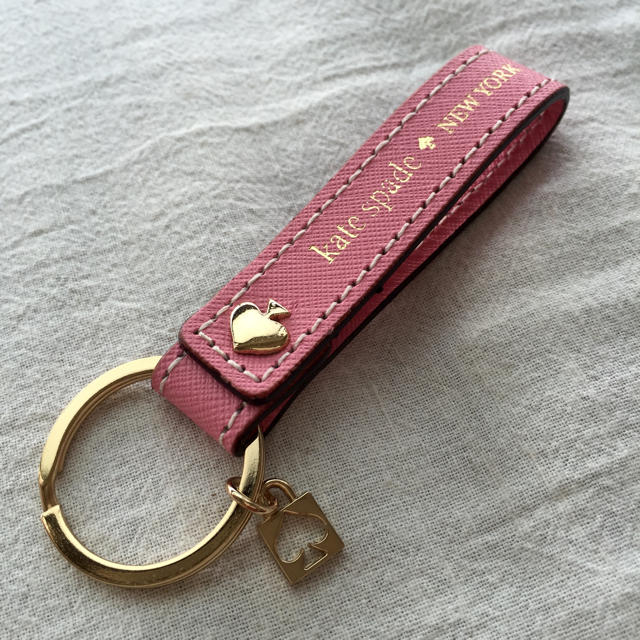 kate spade new york(ケイトスペードニューヨーク)の新品未使用 kate spade ♠︎ new york キーリング レディースのファッション小物(キーホルダー)の商品写真