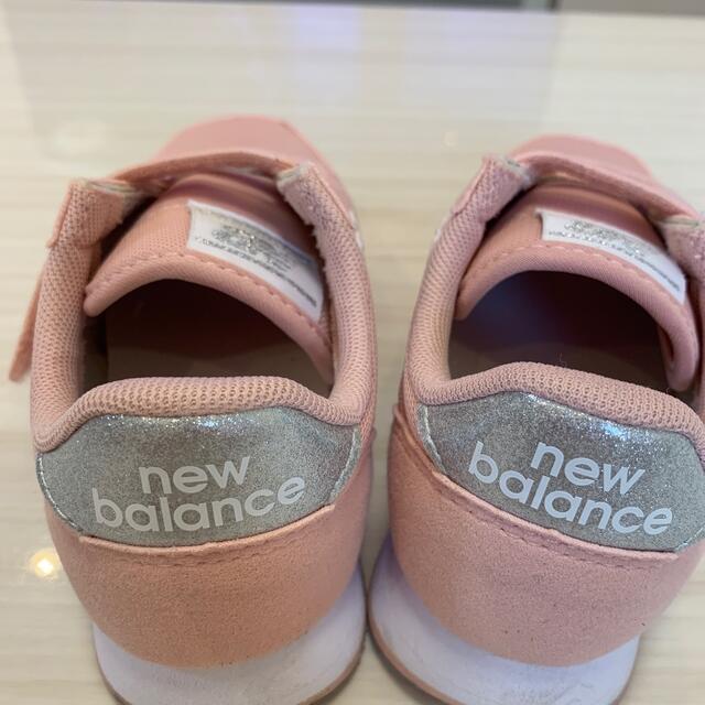 New Balance(ニューバランス)のスニーカー キッズ/ベビー/マタニティのキッズ靴/シューズ(15cm~)(スニーカー)の商品写真