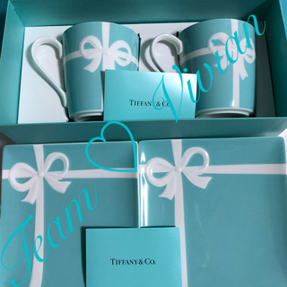 ティファニー(Tiffany & Co.)のティファニーブルーボックス  マグカップとデザートプレートのセット【ご自宅用】(食器)