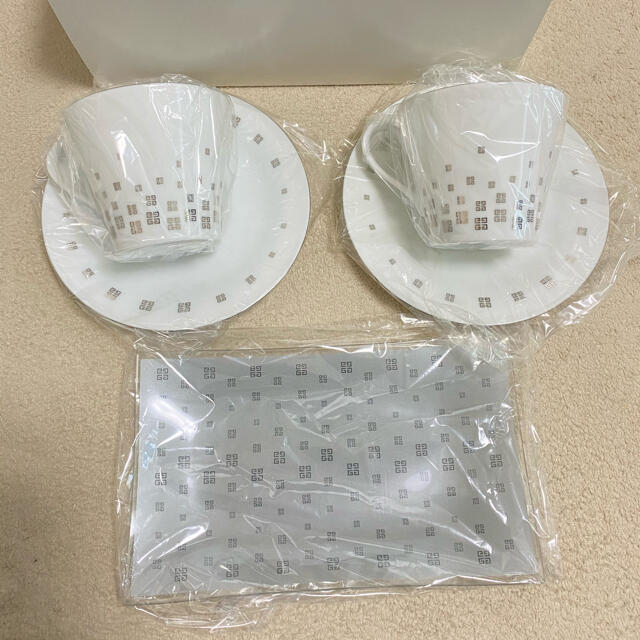 GIVENCHY(ジバンシィ)のジバンシー　GIVENCHY カップ&ソーサー　ガラス皿 インテリア/住まい/日用品のキッチン/食器(食器)の商品写真