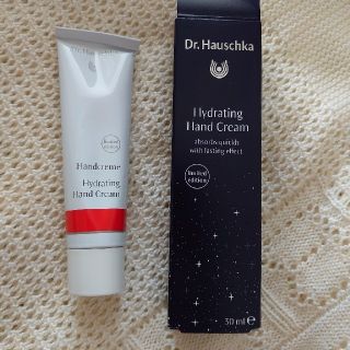 ドクターハウシュカ(Dr.Hauschka)の【新品】Dr.ハウシュカ　ハンドクリーム 30ml(ハンドクリーム)