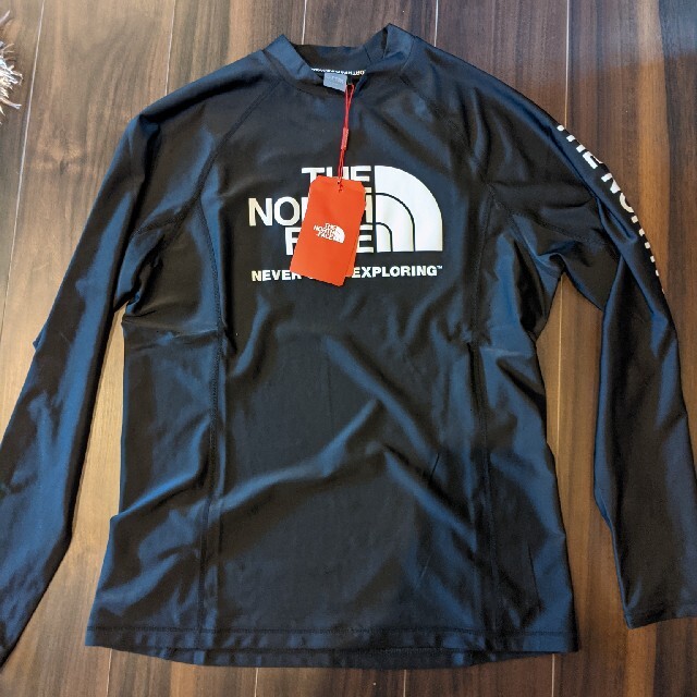 THE NORTH FACE(ザノースフェイス)のノースフェイス　ラッシュガード　XL メンズの水着/浴衣(水着)の商品写真