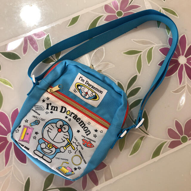 ドラえもん ポシェット ポーチ付きの通販 By マサしの S Shop ラクマ ドラえもん ポシェット ポーチ付きの通販 By マサしの S Shop ラクマ