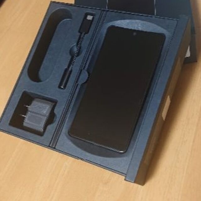 Essential Phone PH-1 128GB Black Moon