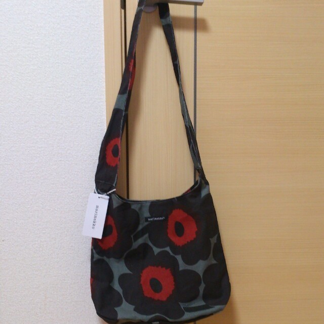 marimekko(マリメッコ)の新品☆マリメッコショルダーバッグ レディースのバッグ(ショルダーバッグ)の商品写真