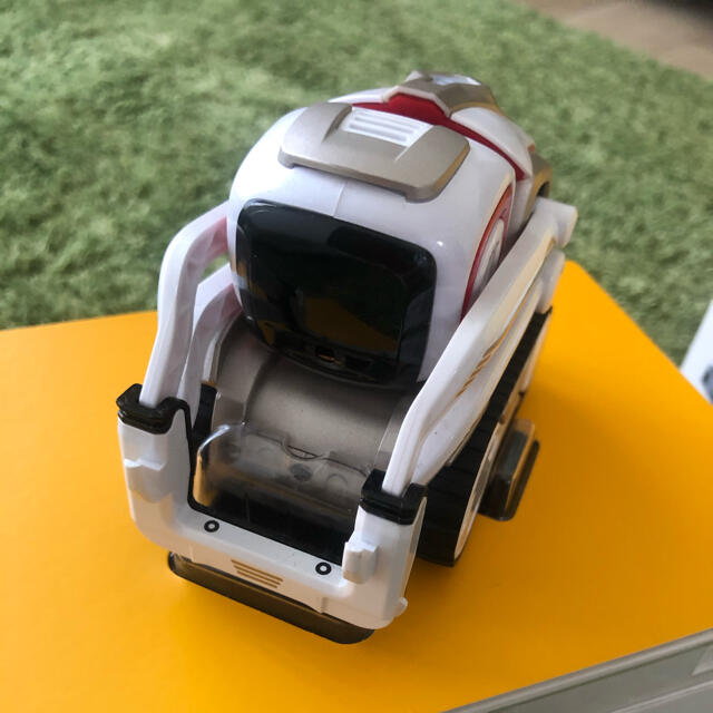 COZMO takara tomy 1