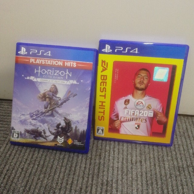 PS4ソフト2セット/FIFA20&horizon エンタメ/ホビーのゲームソフト/ゲーム機本体(家庭用ゲームソフト)の商品写真