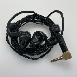 ssbh527様専用 64 AUDIO tia Trioの通販 by か｜ラクマ