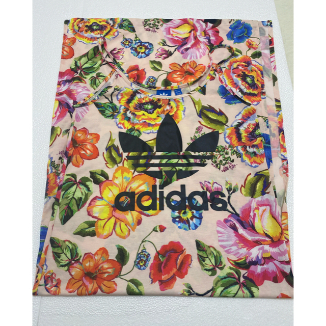 adidas(アディダス)の人気❣️adidas❣️ワンピース　アディダス　スポーツ　美品【試着のみ】 レディースのワンピース(ロングワンピース/マキシワンピース)の商品写真