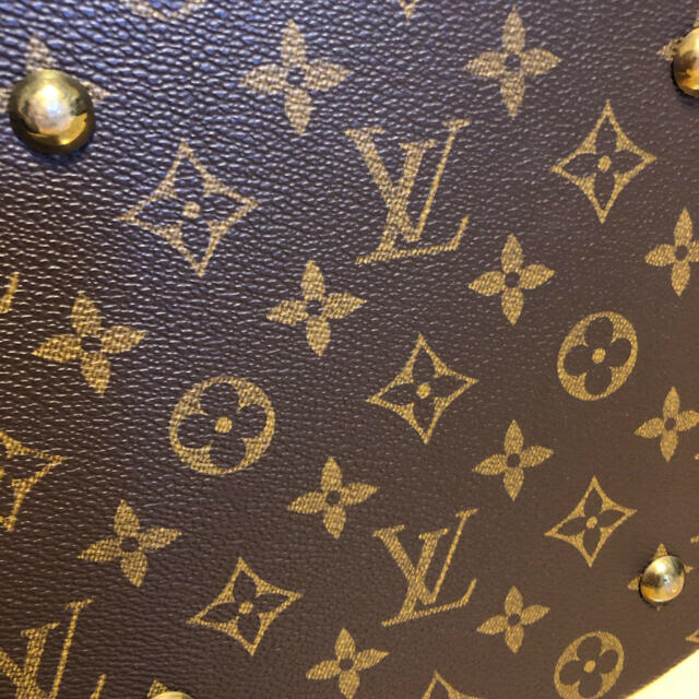 LOUIS VUITTON(ルイヴィトン)のLOUIS VUITTON ルイヴィトン モノグラム　バックポーチ付 レディースのバッグ(ハンドバッグ)の商品写真