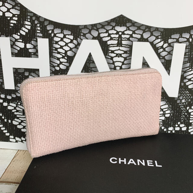 CHANEL(シャネル)のCHANEL シャネル ドーヴィル ラウンドジップ 長財布 レディースのファッション小物(財布)の商品写真