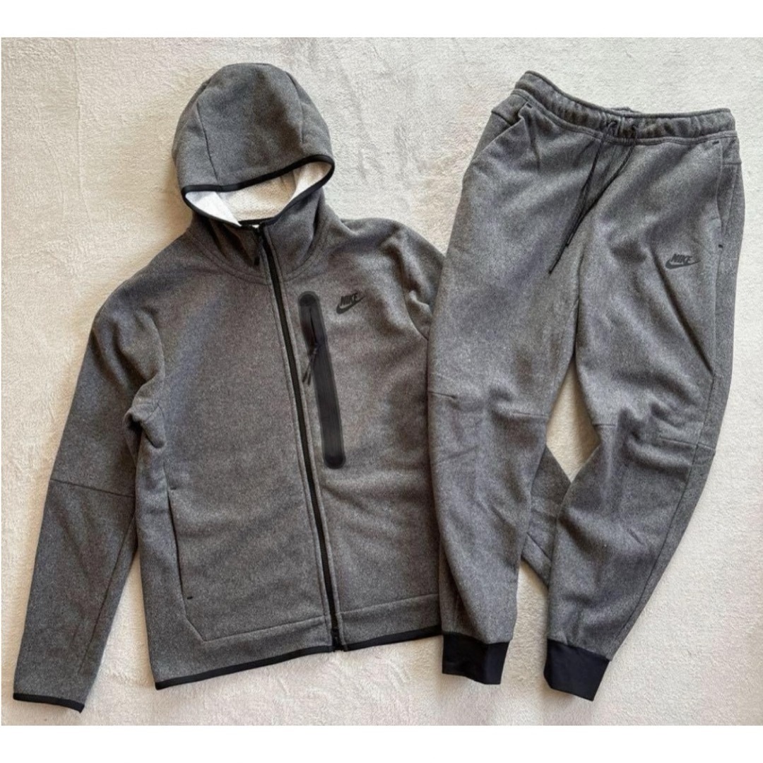 ナイキ　テックフリース　nike tech fleece 上下　セットアップ