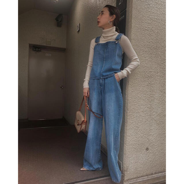 Ameri VINTAGE(アメリヴィンテージ)のSET UP DENIM OVERALL  レディースのパンツ(サロペット/オーバーオール)の商品写真