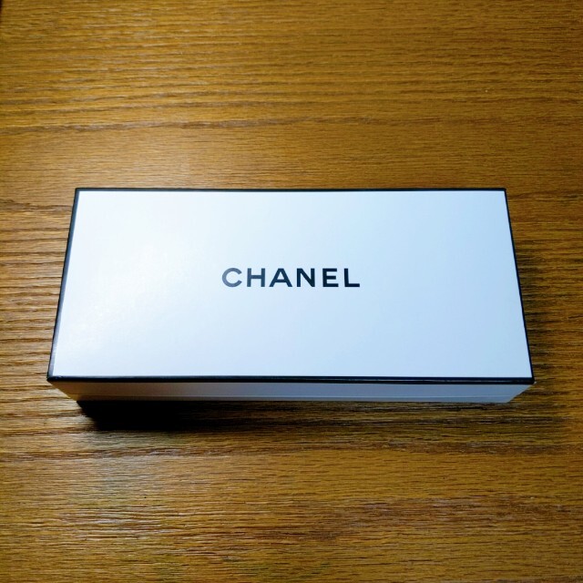 CHANEL(シャネル)の【giselle様専用】シャネル No5 サヴォン　石鹸　 ギフトセット コスメ/美容のボディケア(ボディソープ/石鹸)の商品写真