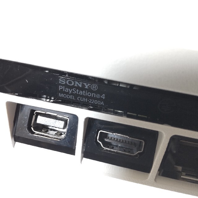 PS4 グレイシャーホワイト 最新薄型 CUH-2200A美品