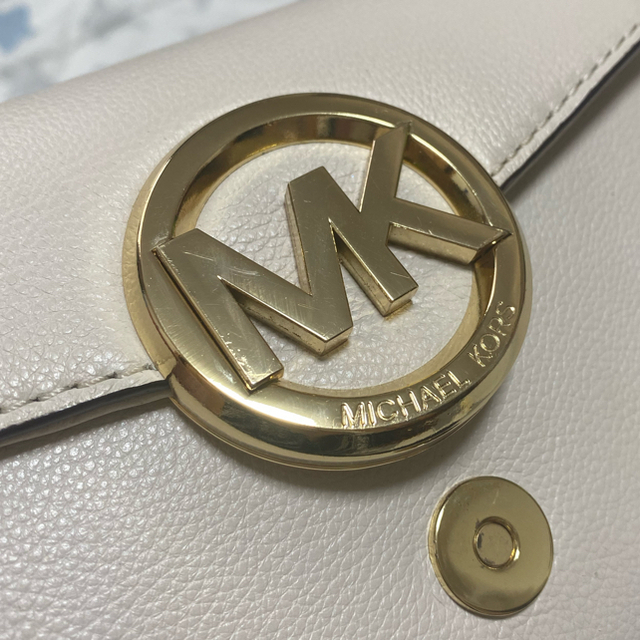 Michael Kors(マイケルコース)のマイケルコース ショルダー財布 レディースのファッション小物(財布)の商品写真