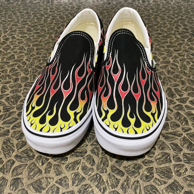 vans スリッポン　フレイムパターン