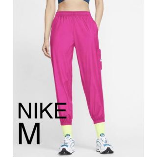 ナイキ(NIKE)のNIKE ウーブンコアパンツ　トレーニングパンツ　M(カジュアルパンツ)